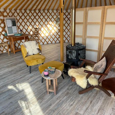 Luxe Yurt Hotel เกาเดอแกร์เกอ ภายนอก รูปภาพ