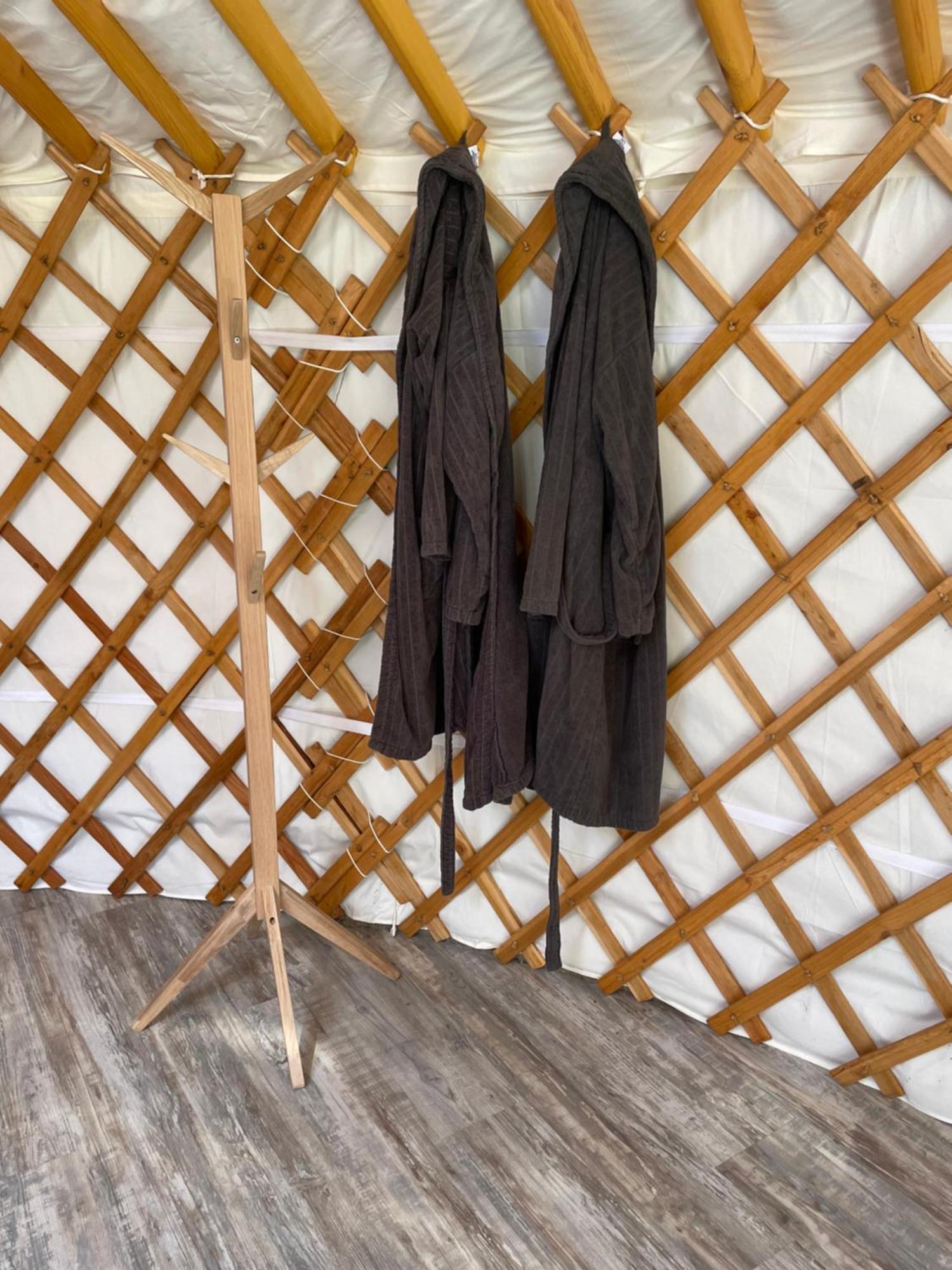Luxe Yurt Hotel เกาเดอแกร์เกอ ภายนอก รูปภาพ
